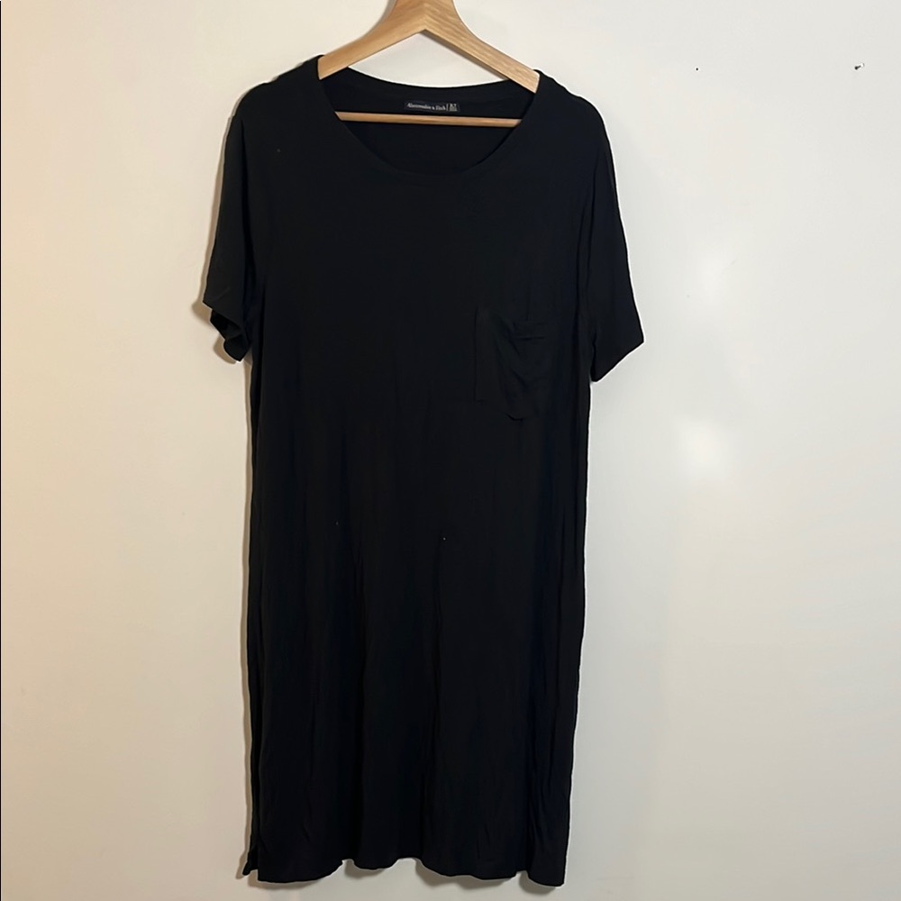 Abercrombie & Fitch Pocket T-shirt Dress - Black